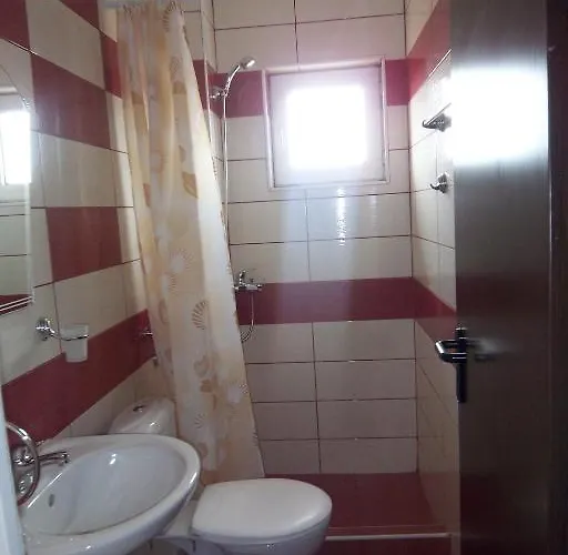 Hotel Peshev Family 3*