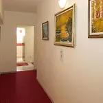 Peshev Family Hotel 3*