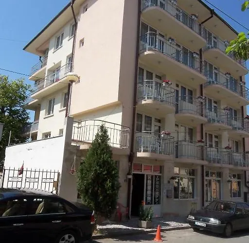 Peshev Family 3* Nesebar